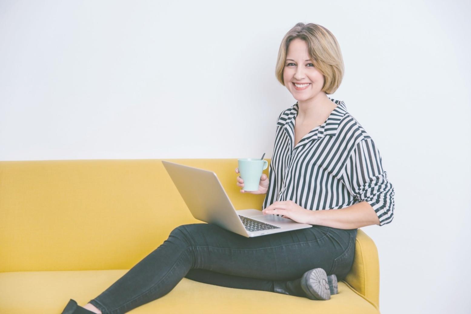 Detaillierte Umgebungsgestaltung mit Lichtsetzung